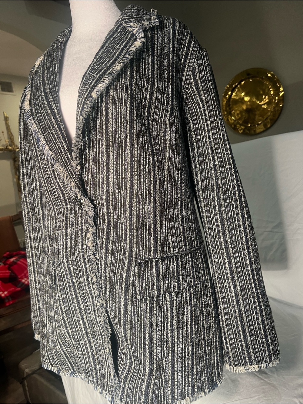 Vintage Chico’s Tweed Blazer Size 3 Fringe Jeweled Button XL Jacket - Picture 2 of 9